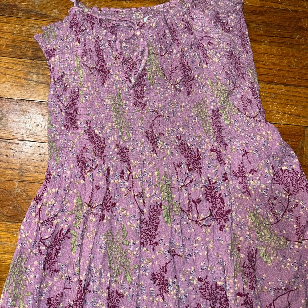 Kimchi Blue smocked Lavender Floral womens midi Dress Urban Outfitters - Picture 2 of 6